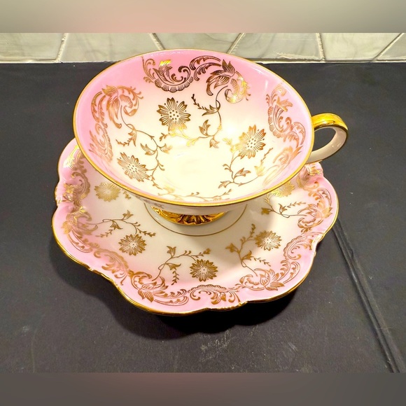 Bavaria Everthal Bone China Pink & Gold Floral Teacup & Saucer VINTAGE Germany - Picture 1 of 7